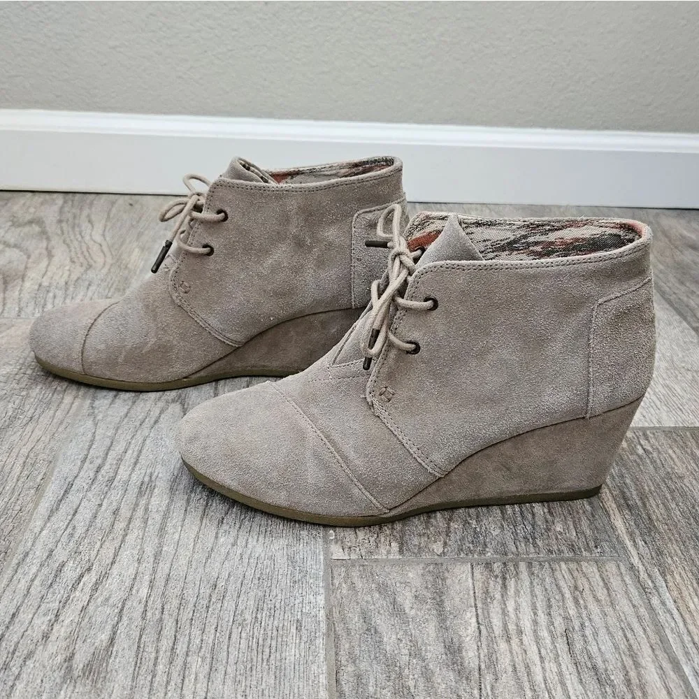 Toms Kala Suede Wedge Ankle Boots